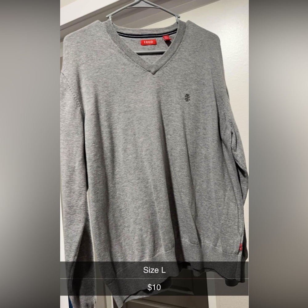 Izod men’s sweater